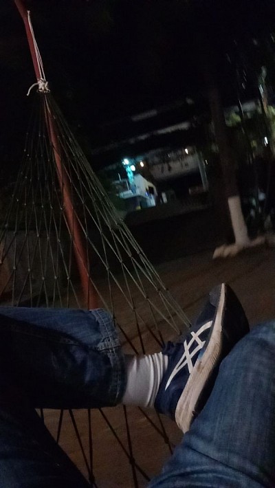 Je suis posée aprés un long voyage :)